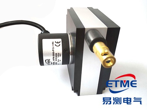 拉繩位移傳感器（螺紋安裝型）EFM型